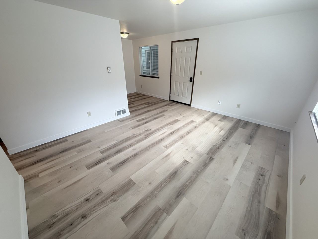 S12510-C7 - Photo 7 of 22