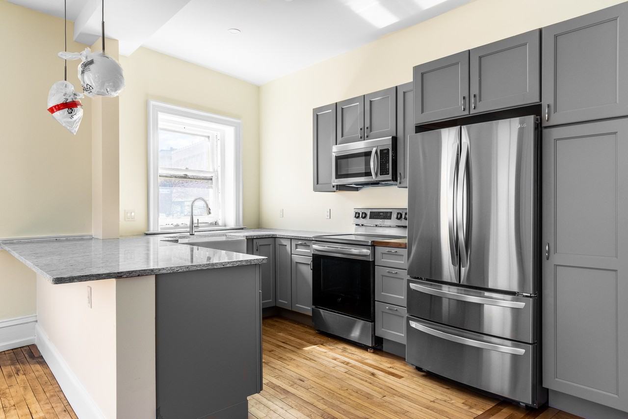 2 Hammond Street - Photo 2 of 18