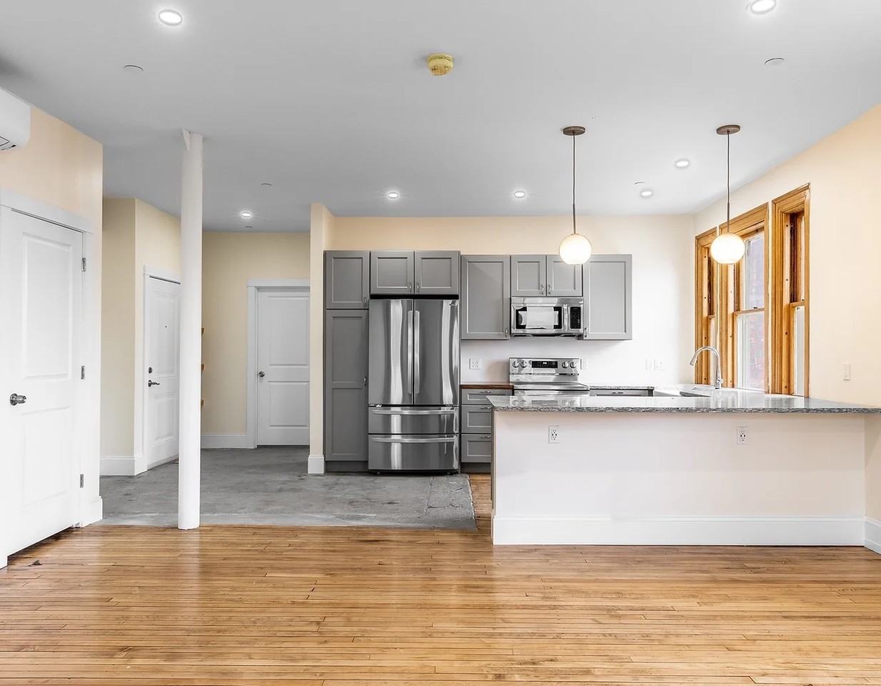 2 Hammond Street - Photo 6 of 18