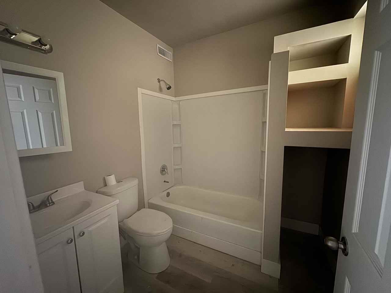 3974 Washington Street - Photo 2 of 6