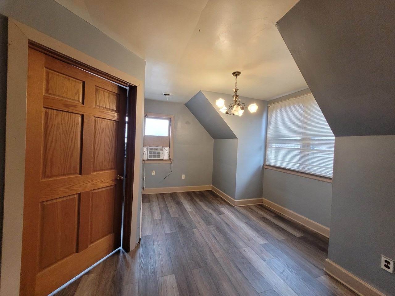 315 E 2nd St - Photo 5 of 8