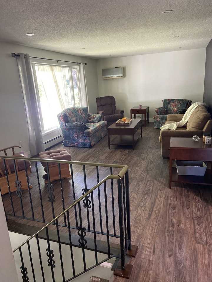 522 Park Ave N - Photo 3 of 9