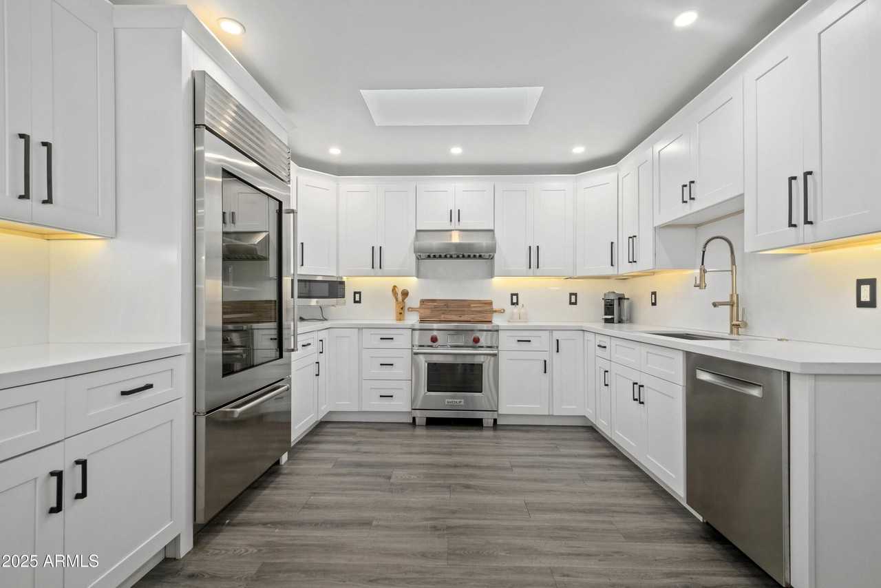 7322 E Sierra Vista Dr - Photo 2 of 50