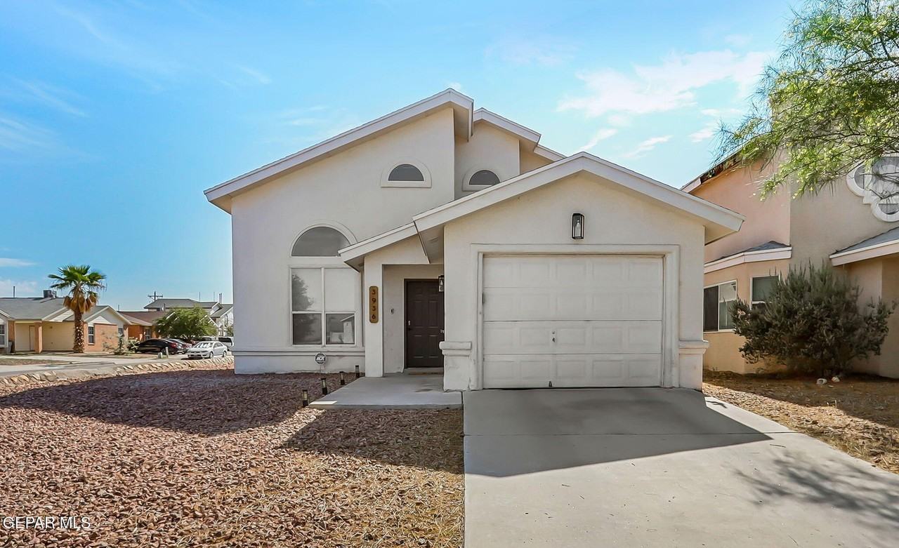 3936 Tierra Arena Drive