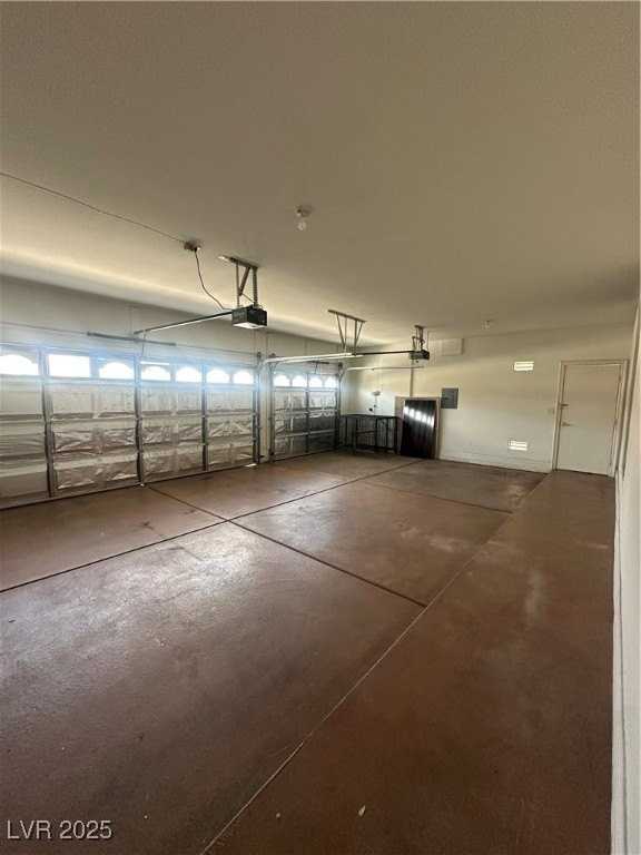 301 Arbour Garden Avenue - Photo 7 of 50