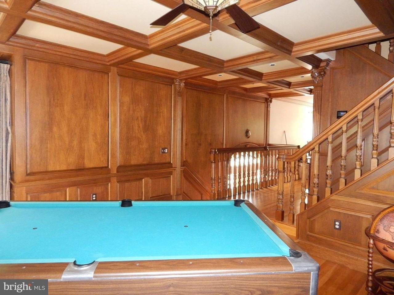 1301 Delaware Ave - Photo 3 of 36