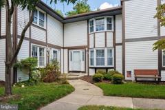 284 Oakwood Village Ct - Photo 1 of 1