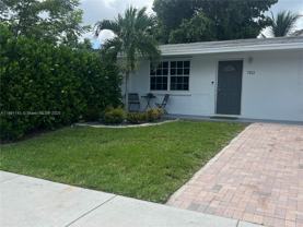 7012 Sw 19th St - Photo 1 of 1
