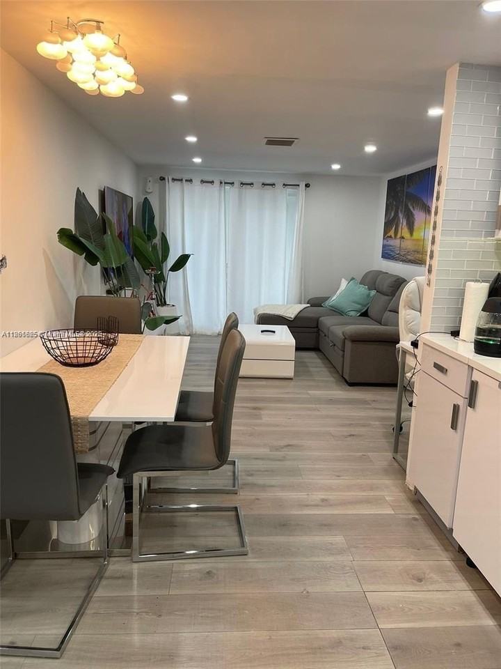 5880 Sw 15th St #1 - Photo 2 of 12