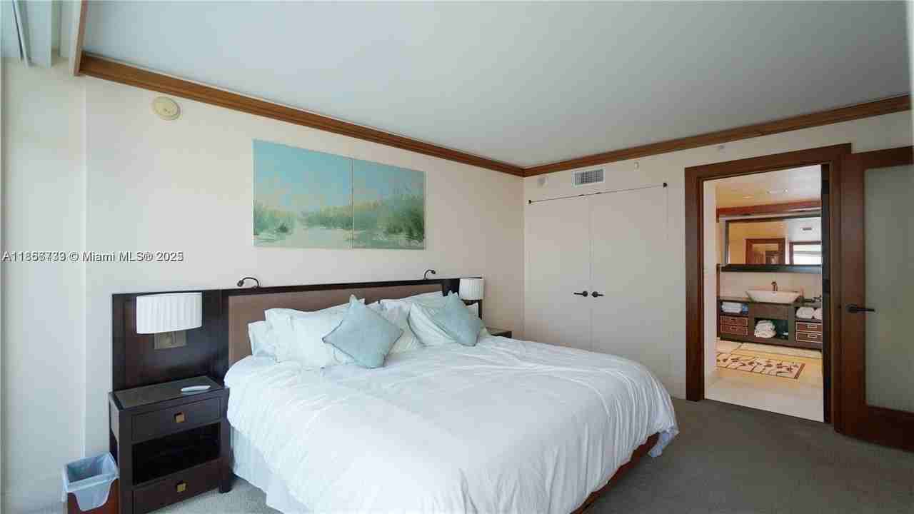 6801 Collins Ave #710 - Photo 2 of 22