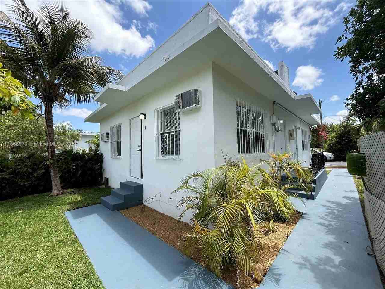 601 Northwest 90th Street #13 - Photo 6 of 15