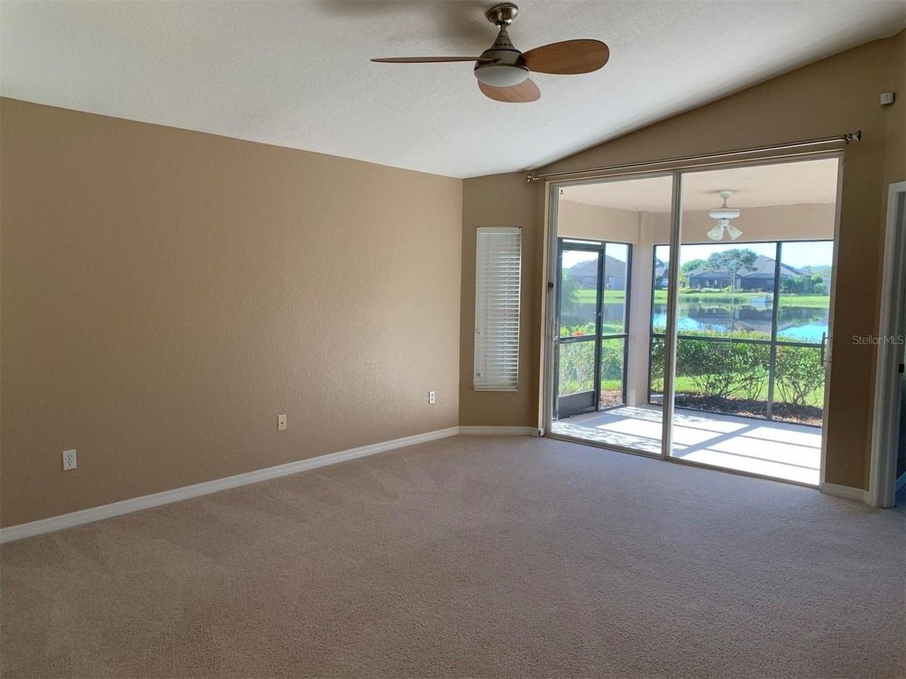 5445 Shagbark Ct - Photo 6 of 18