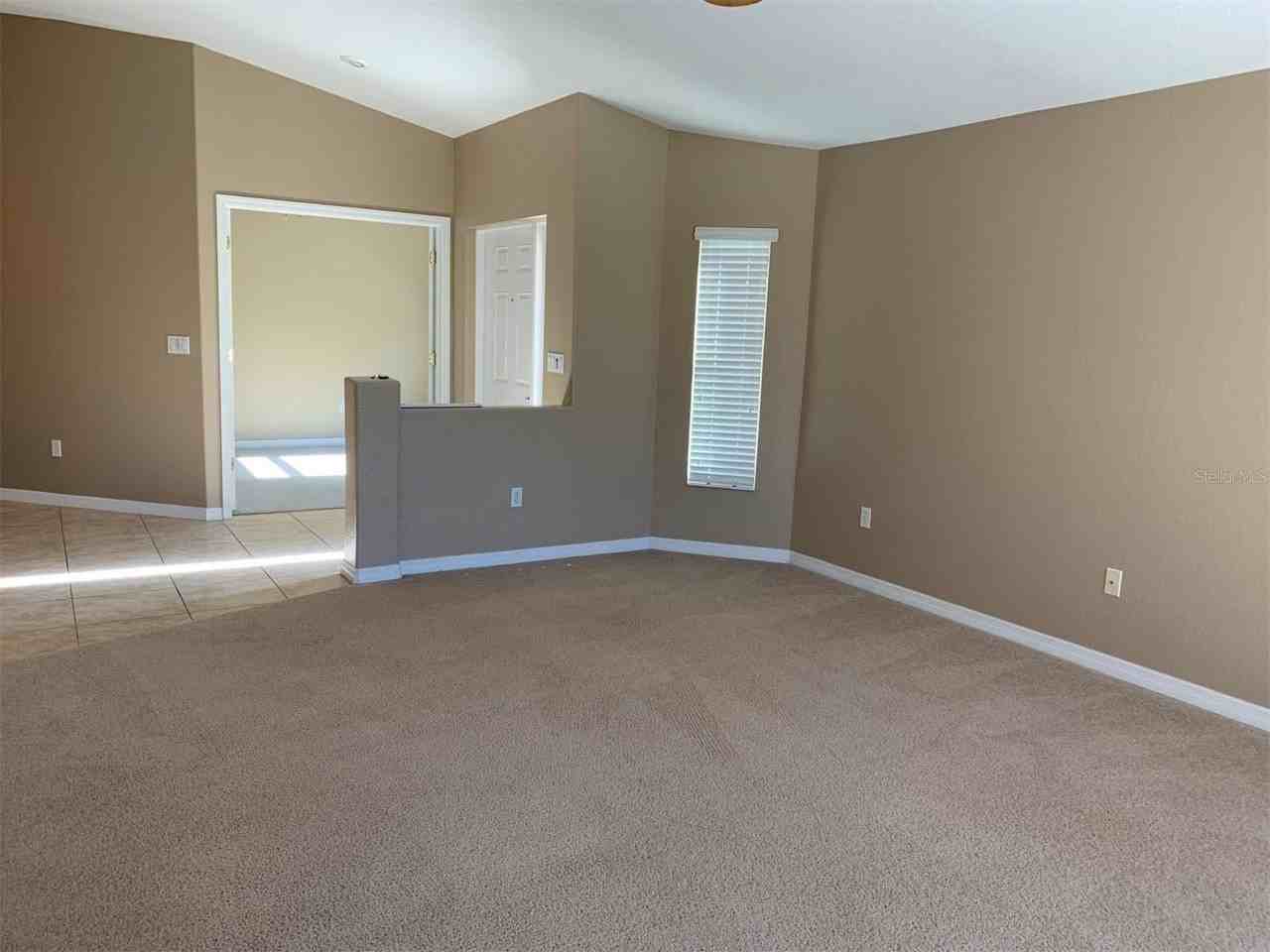 5445 Shagbark Ct - Photo 7 of 18