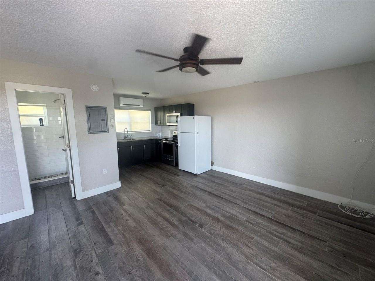 1896 Ocean Shore Blvd - Photo 4 of 6