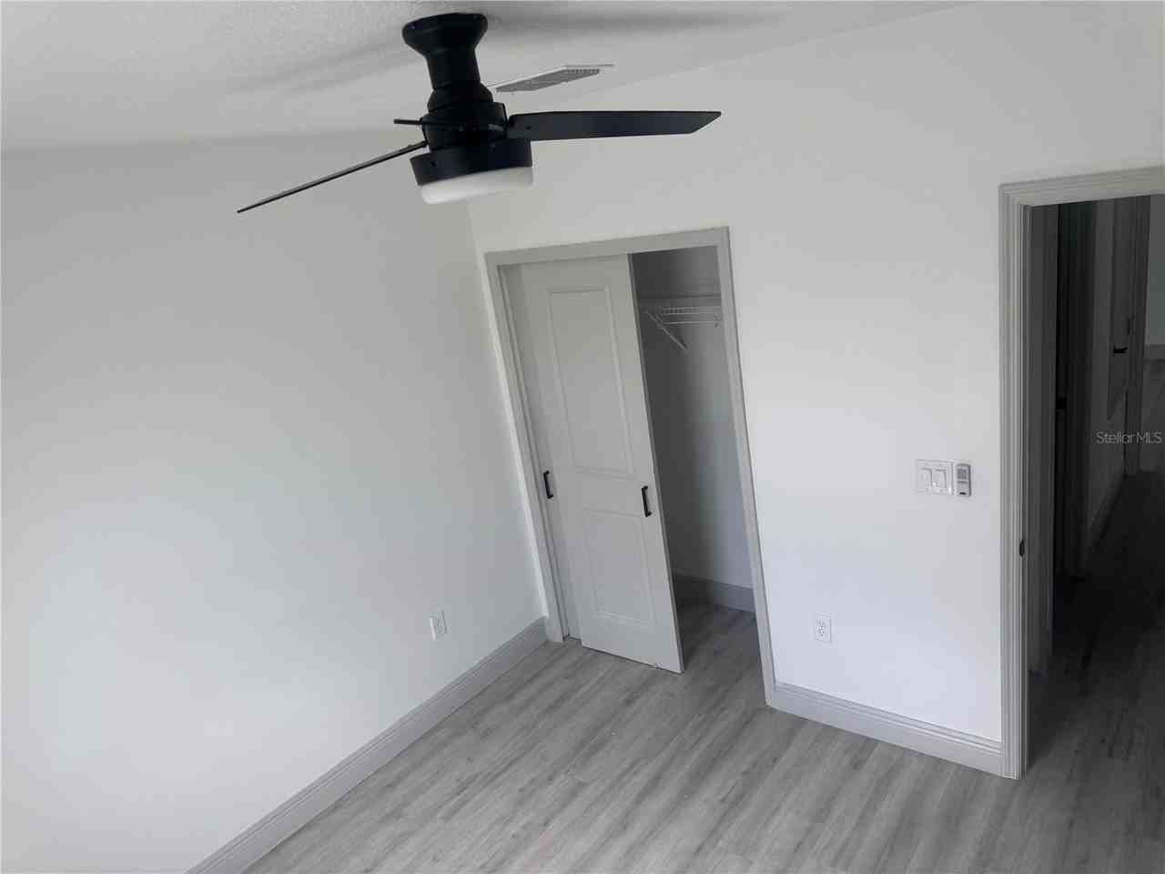 416 Bedlington Ct - Photo 7 of 11