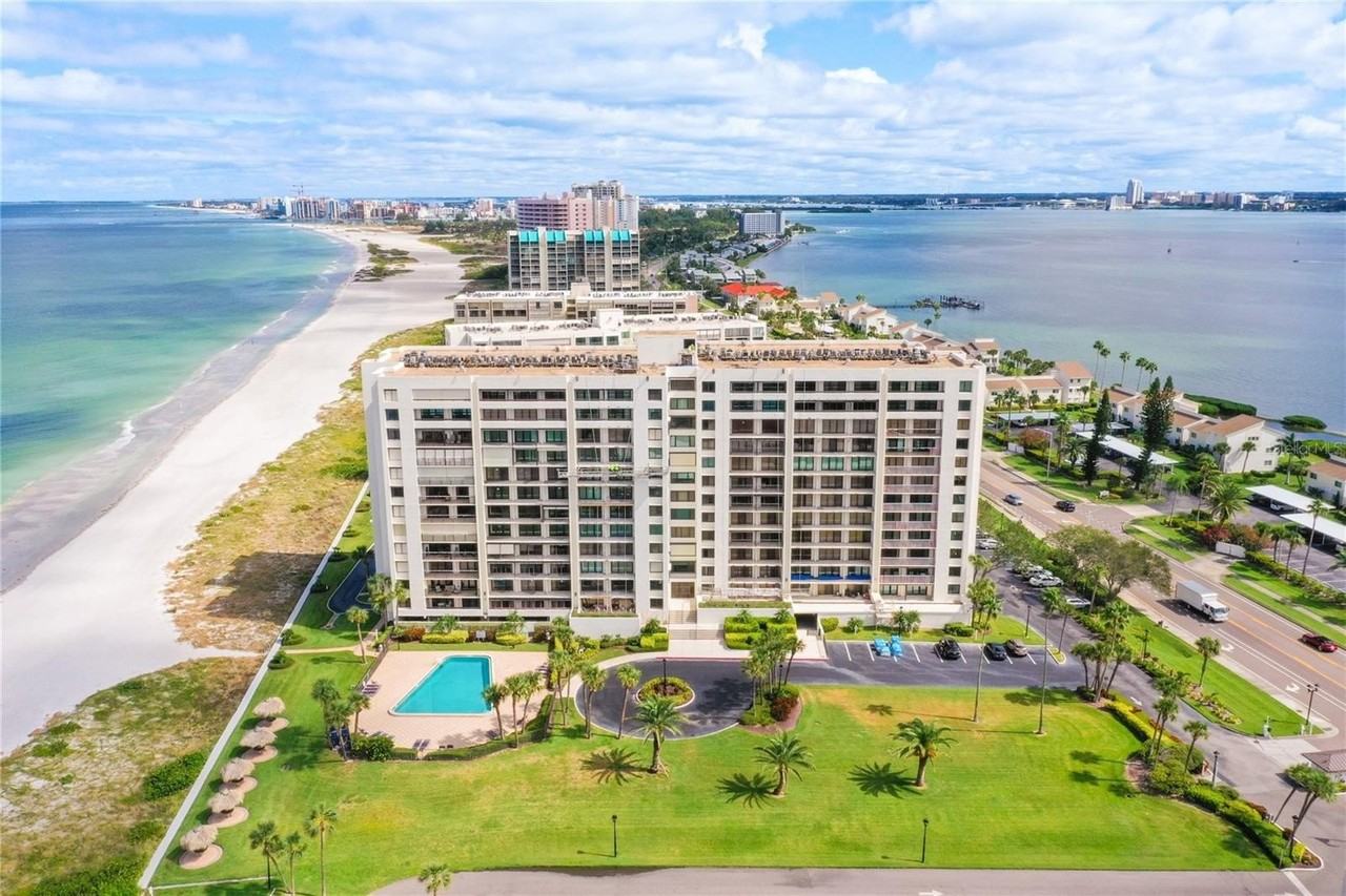 1460 Gulf Boulevard #1111