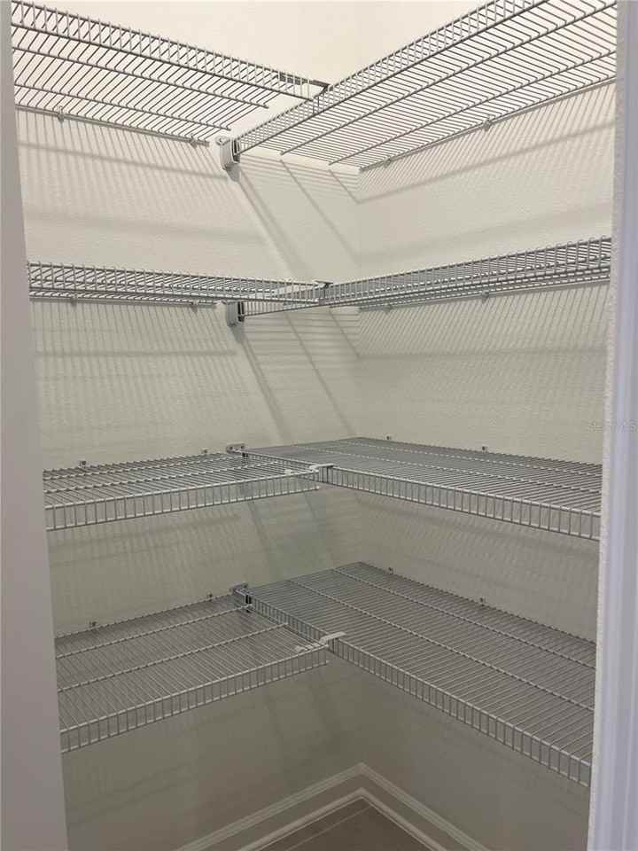 4700 Golden Knight Blvd - Photo 7 of 25