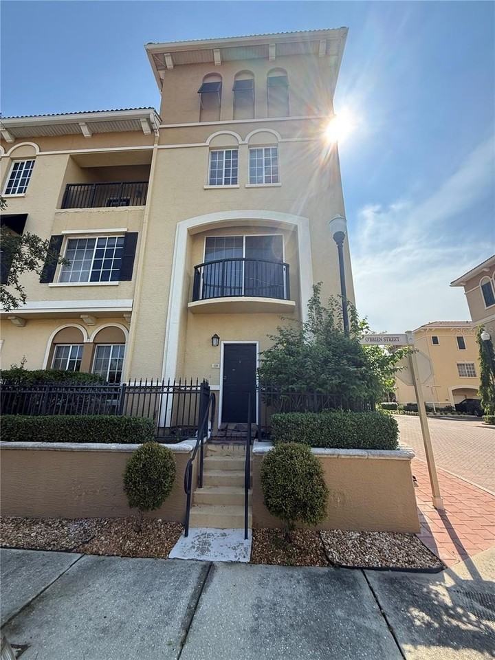 120 S Obrien St - Photo 2 of 47