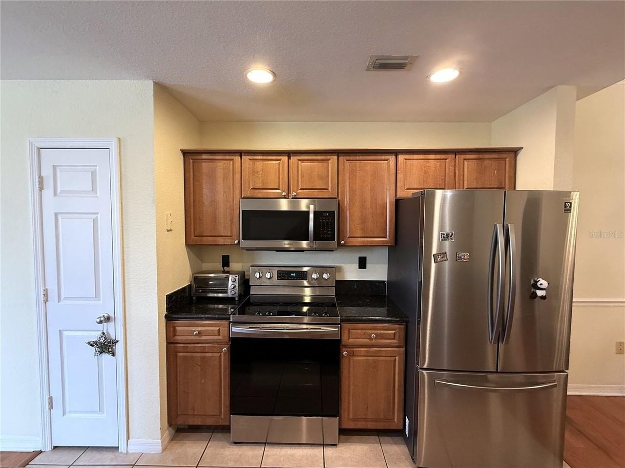 120 S Obrien St - Photo 7 of 47