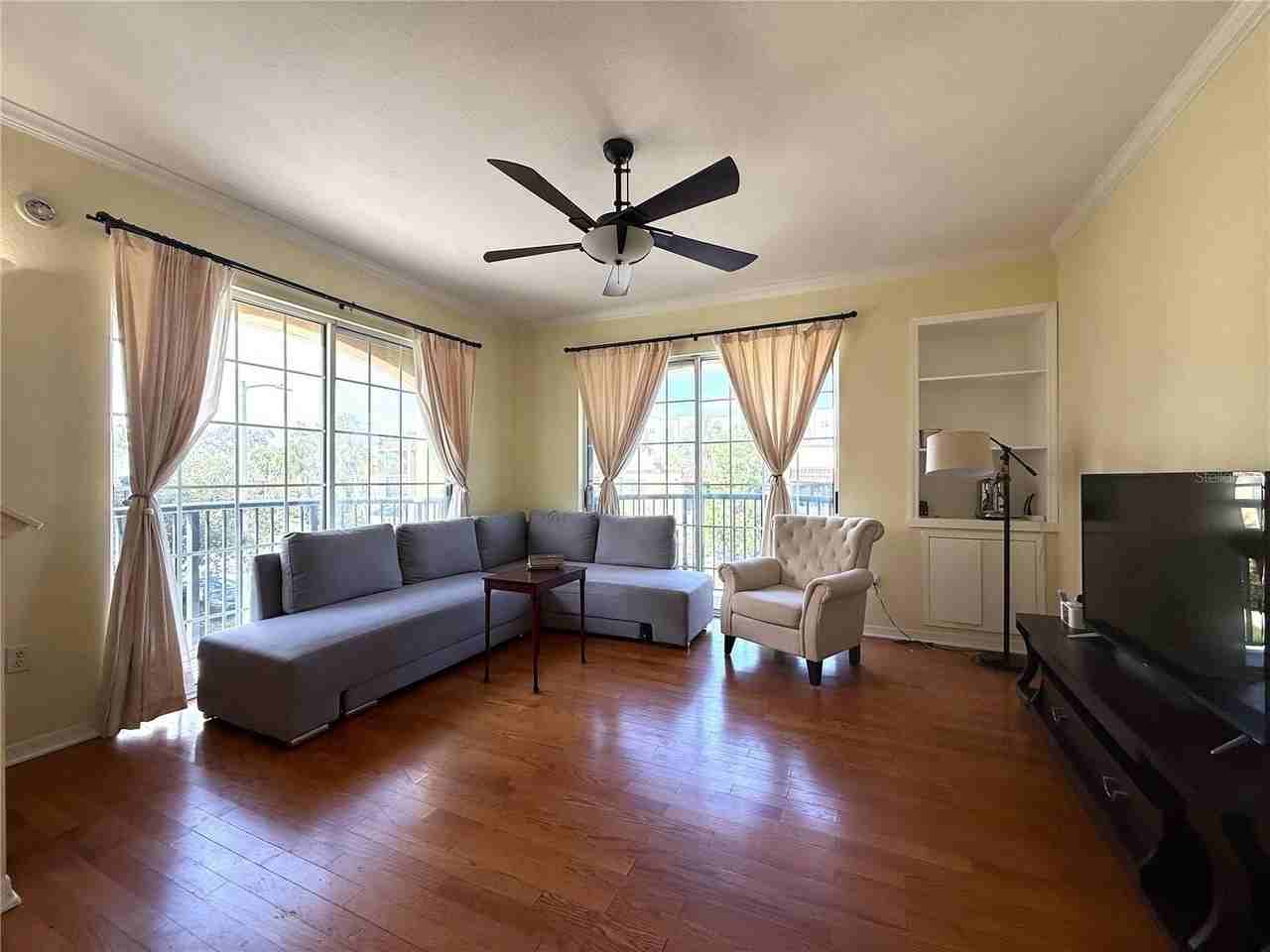 120 S Obrien St - Photo 3 of 47