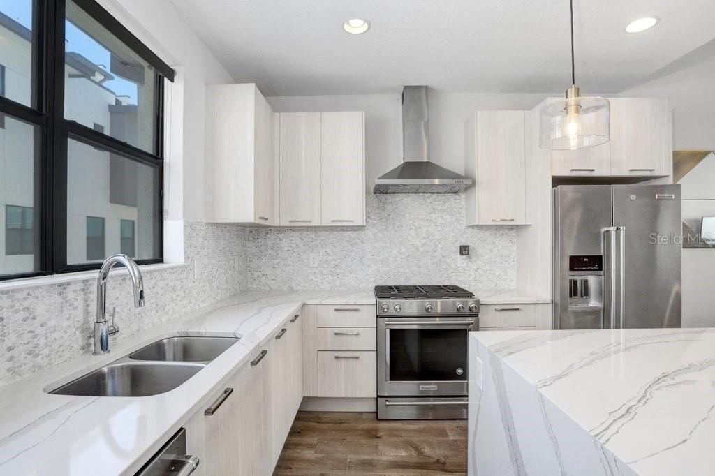 2511 N Grady Ave #85 - Photo 7 of 25