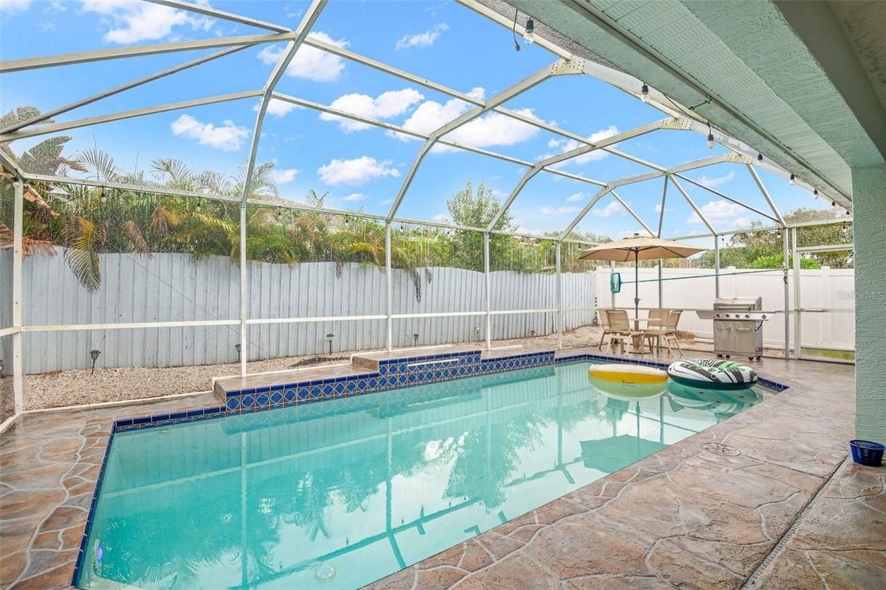 721 Brittany Park Blvd - Photo 2 of 50