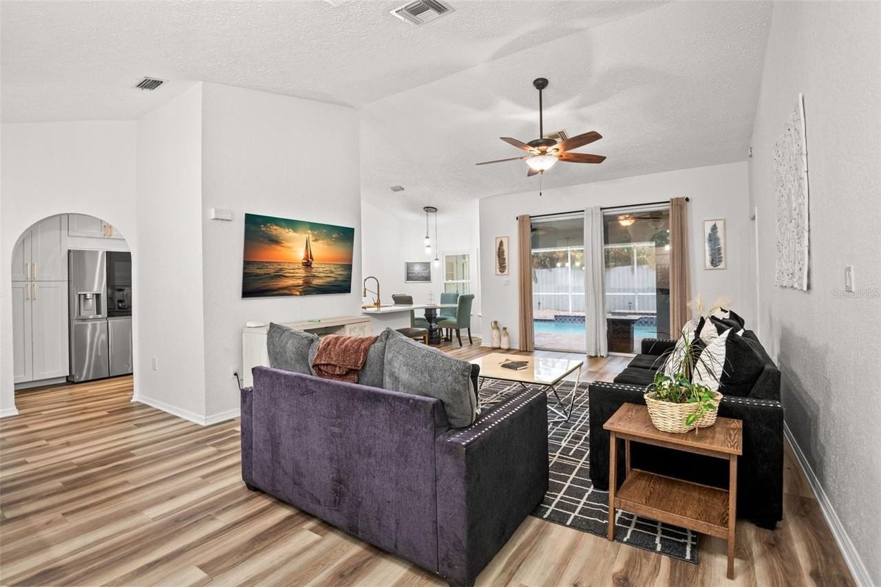 721 Brittany Park Blvd - Photo 5 of 50