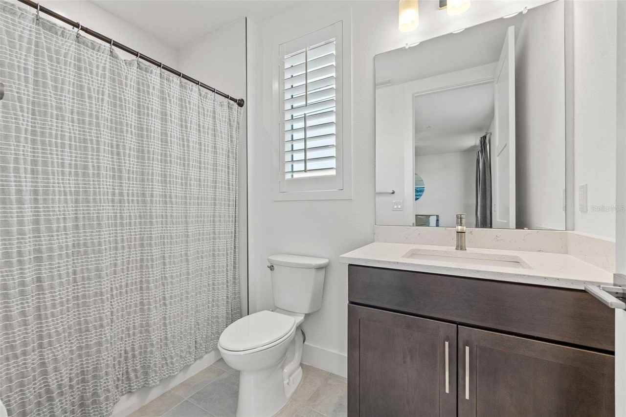 320 15th St N - Photo 6 of 38