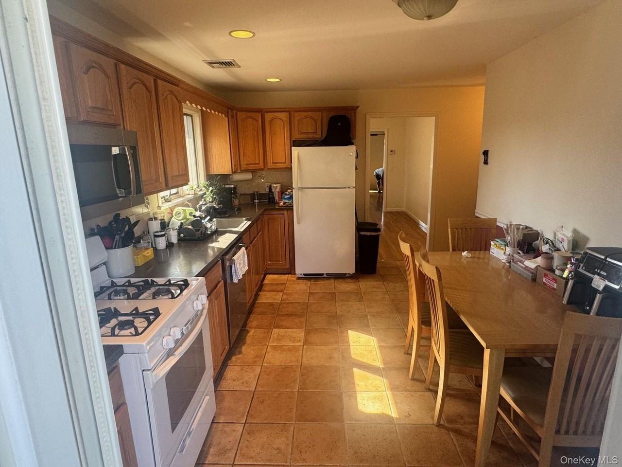 34 Cypress St #2FL - Photo 2 of 9