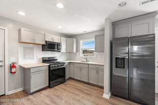 40 Bay Shore Dr #A - Photo 1 of 1