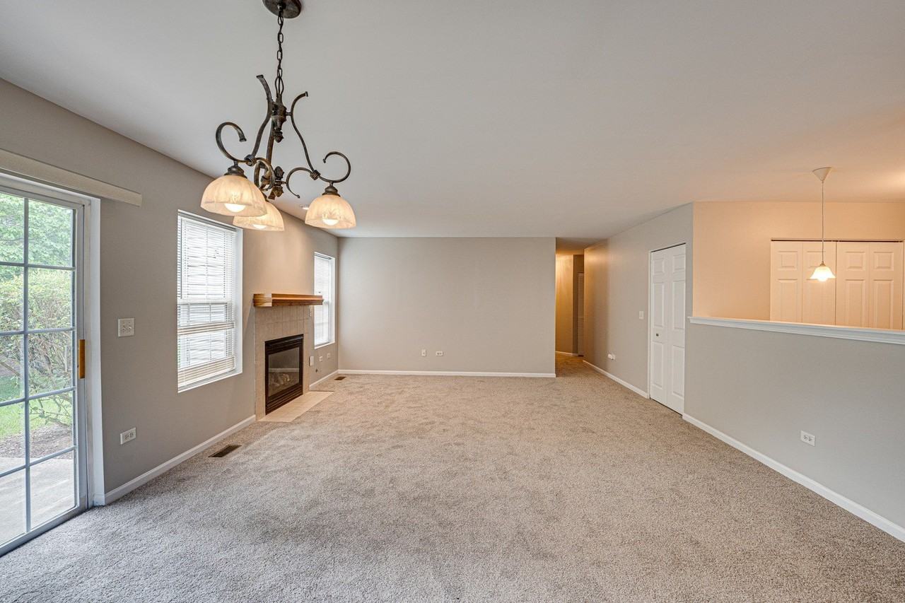 2427 Stoughton Drive #2427 - Photo 4 of 16