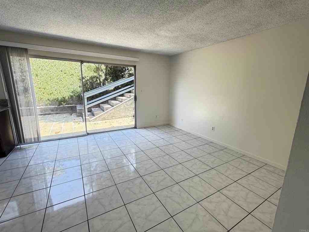 3570 Tony Drive - Photo 7 of 37