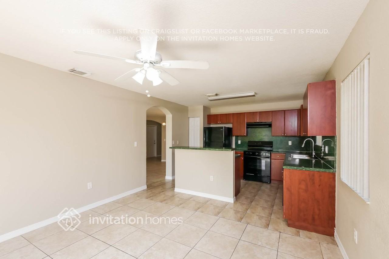 26331 Sw 134th Ct - Photo 6 of 18