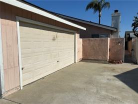4631 Oceanside Dr #B - Photo 1 of 1