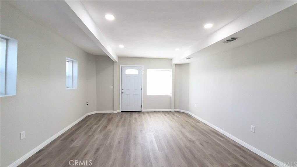 21786 Cottonwood Ave #B - Photo 7 of 12