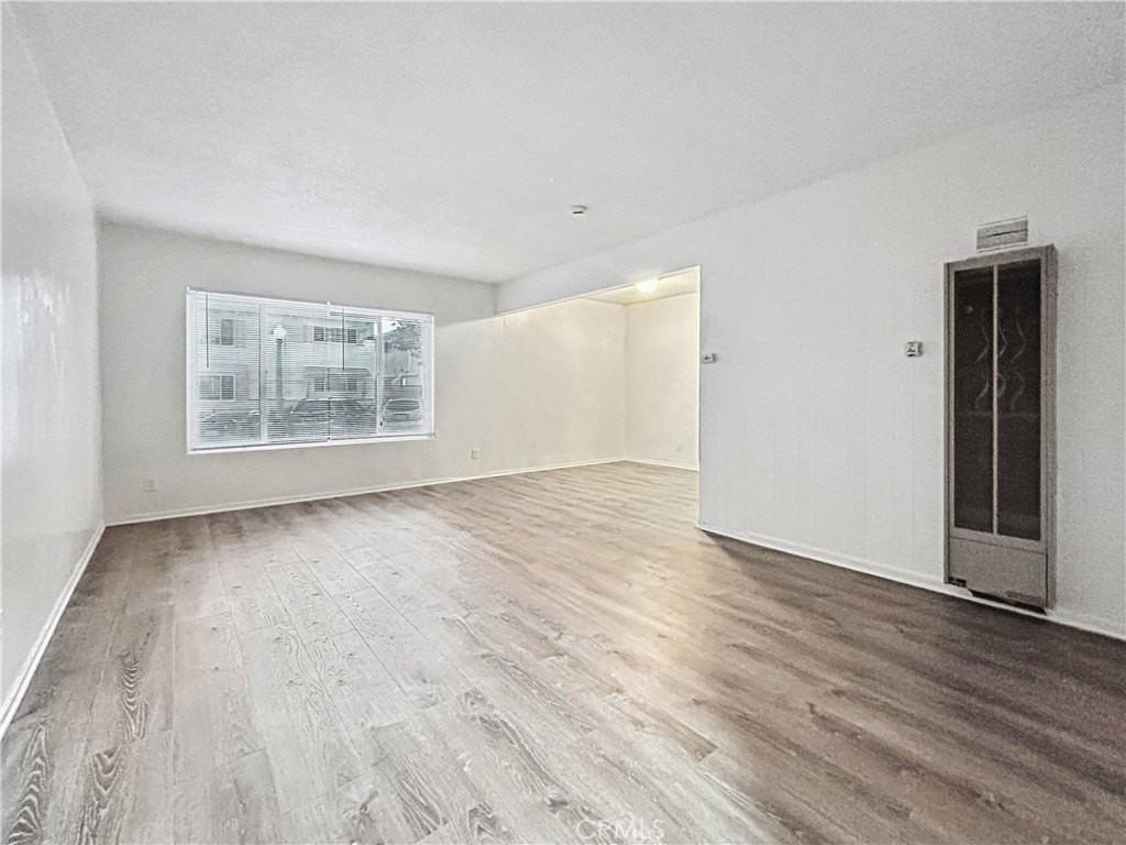 1109 South Minnie Street - Photo 7 of 20