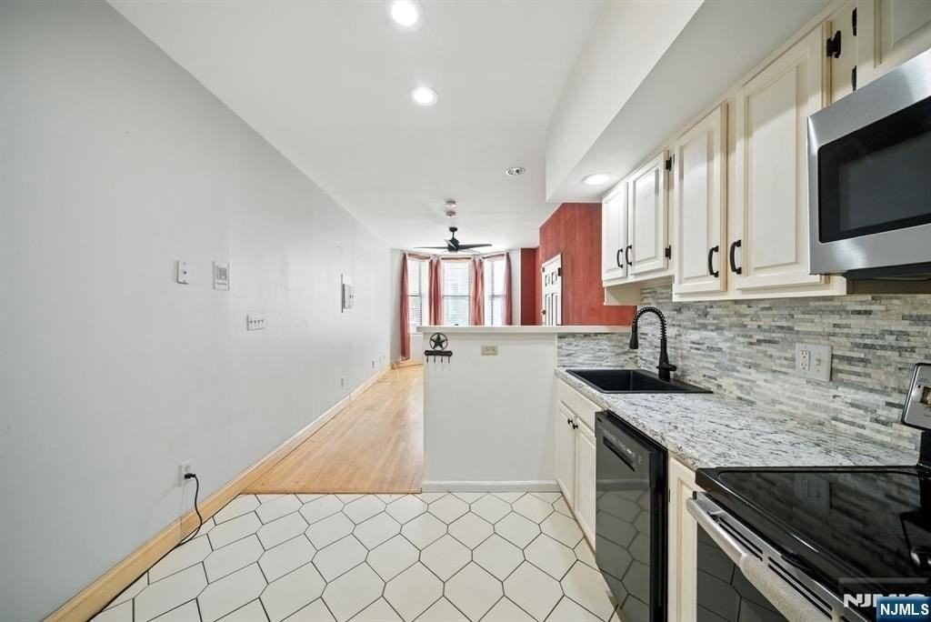 224 48th Street - Photo 2 of 25