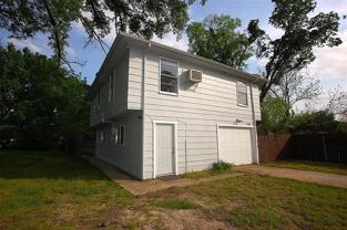 407 S Bois D Arc St - Photo 1 of 1