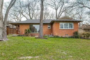 854 Lake Terrace Dr - Photo 1 of 1