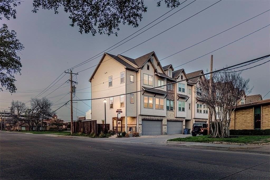 111 Sumac St - Photo 5 of 40