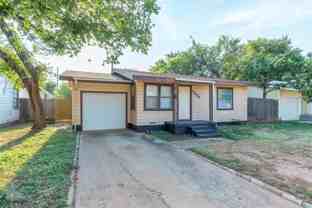 1225 S La Salle Dr - Photo 1 of 1