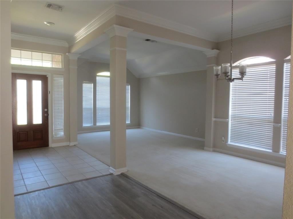 6312 Parkside Dr - Photo 4 of 16