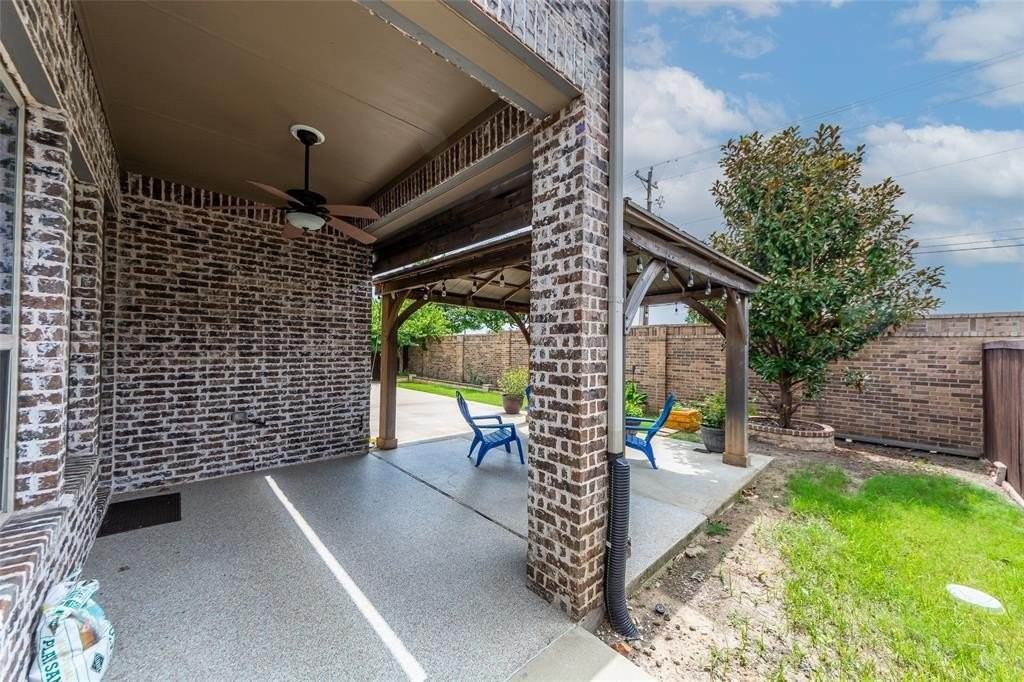 6571 Detweiller Dr - Photo 5 of 40