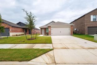 6218 Tilden Ave - Photo 1 of 1
