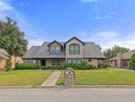 6504 Lago Vista Dr - Photo 1 of 1