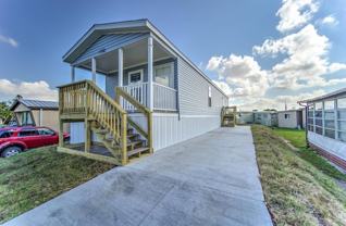 1013 Tangelo St #011 - Photo 1 of 1