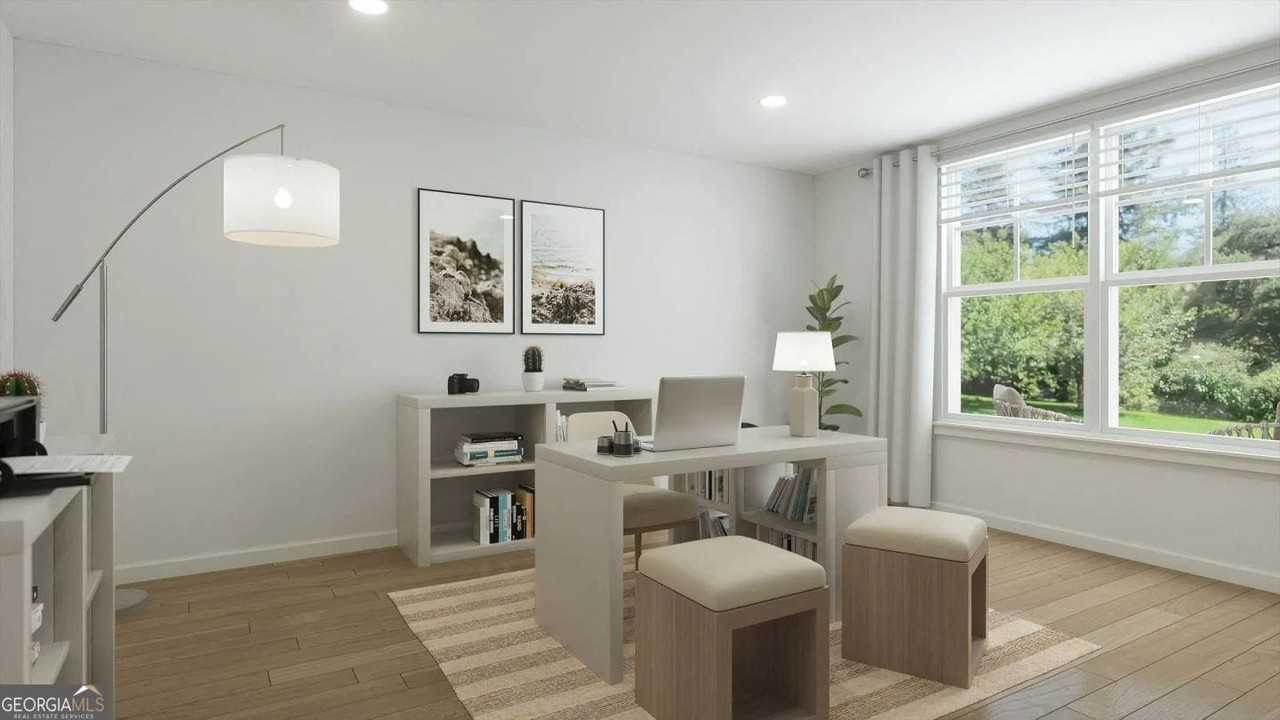 2436 Derrick Dr - Photo 4 of 6