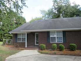 1965 Essex Dr - Photo 1 of 1