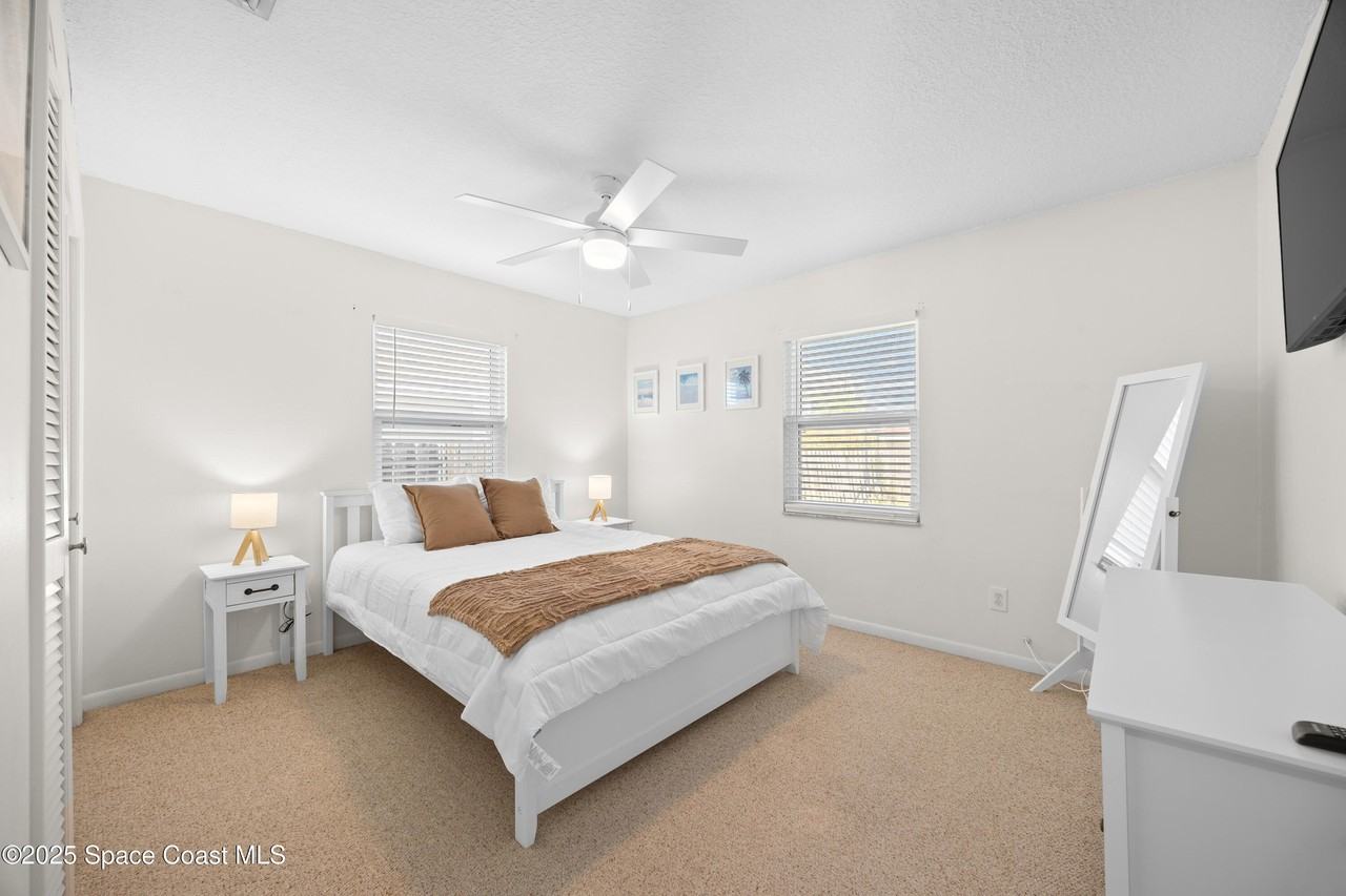 532 Roosevelt Ave - Photo 7 of 13