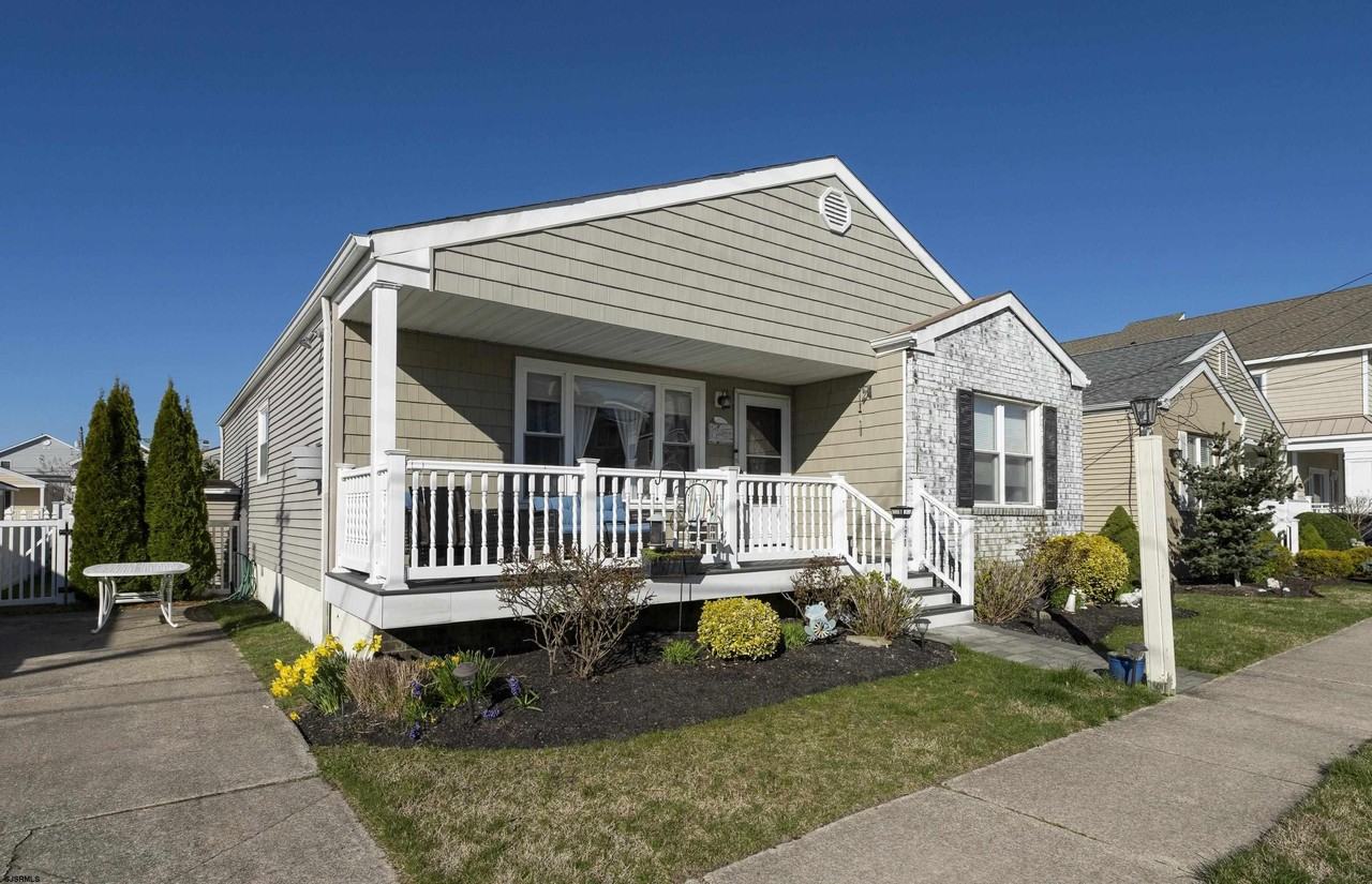 220 N 35th Ave - Photo 2 of 31